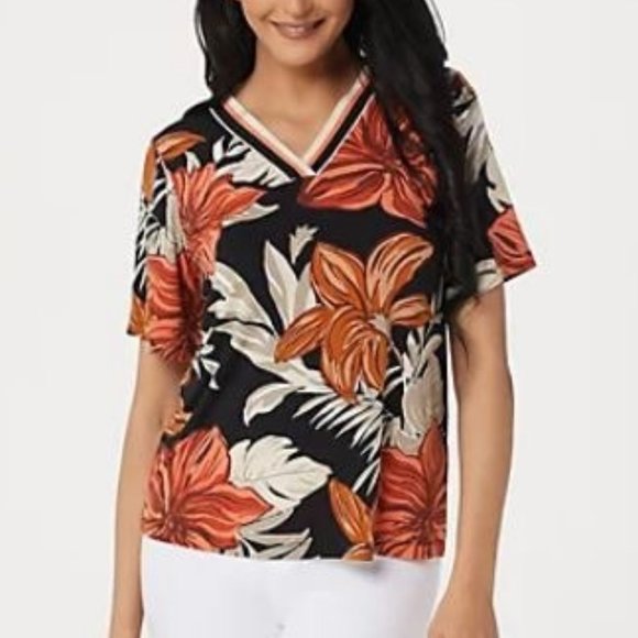 Susan Graver Tops - Susan Graver Printed Liquid Knit V-Neck Top 4477